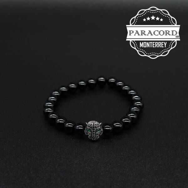 PULSERA ONIX 8MM CON CUENTA DE LEOPARDO MICRO PAVE